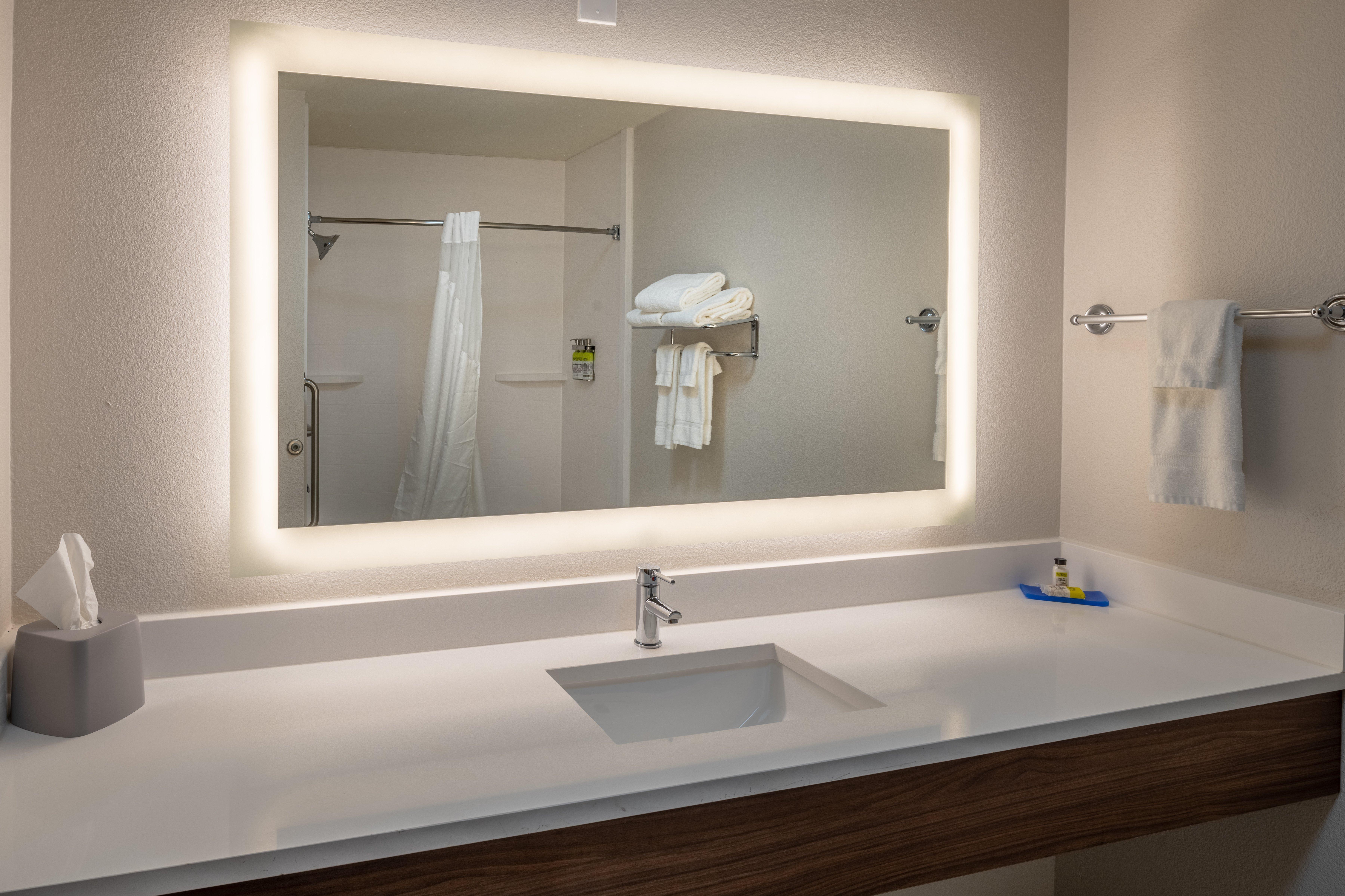 Holiday Inn Express & Suites N Waco Area - West By Ihg Bagian luar foto